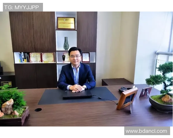 专访黄伟：深入探讨DOTA2成功背后的策略与团队精神